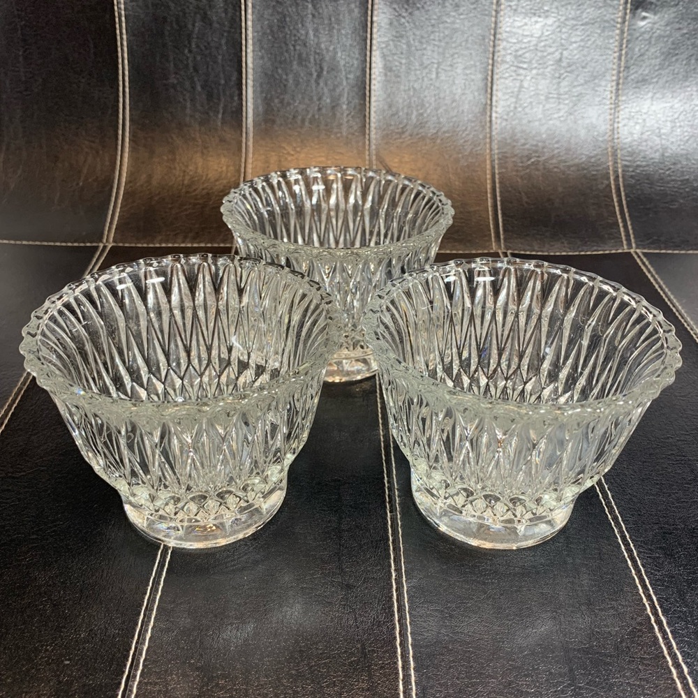 VTG Clear Diamond Cut Candle Holders Set of 3